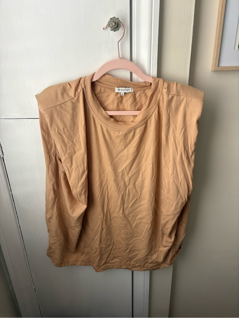 Crescent Tan Size M Sleeveless Crewneck Muscle Tee